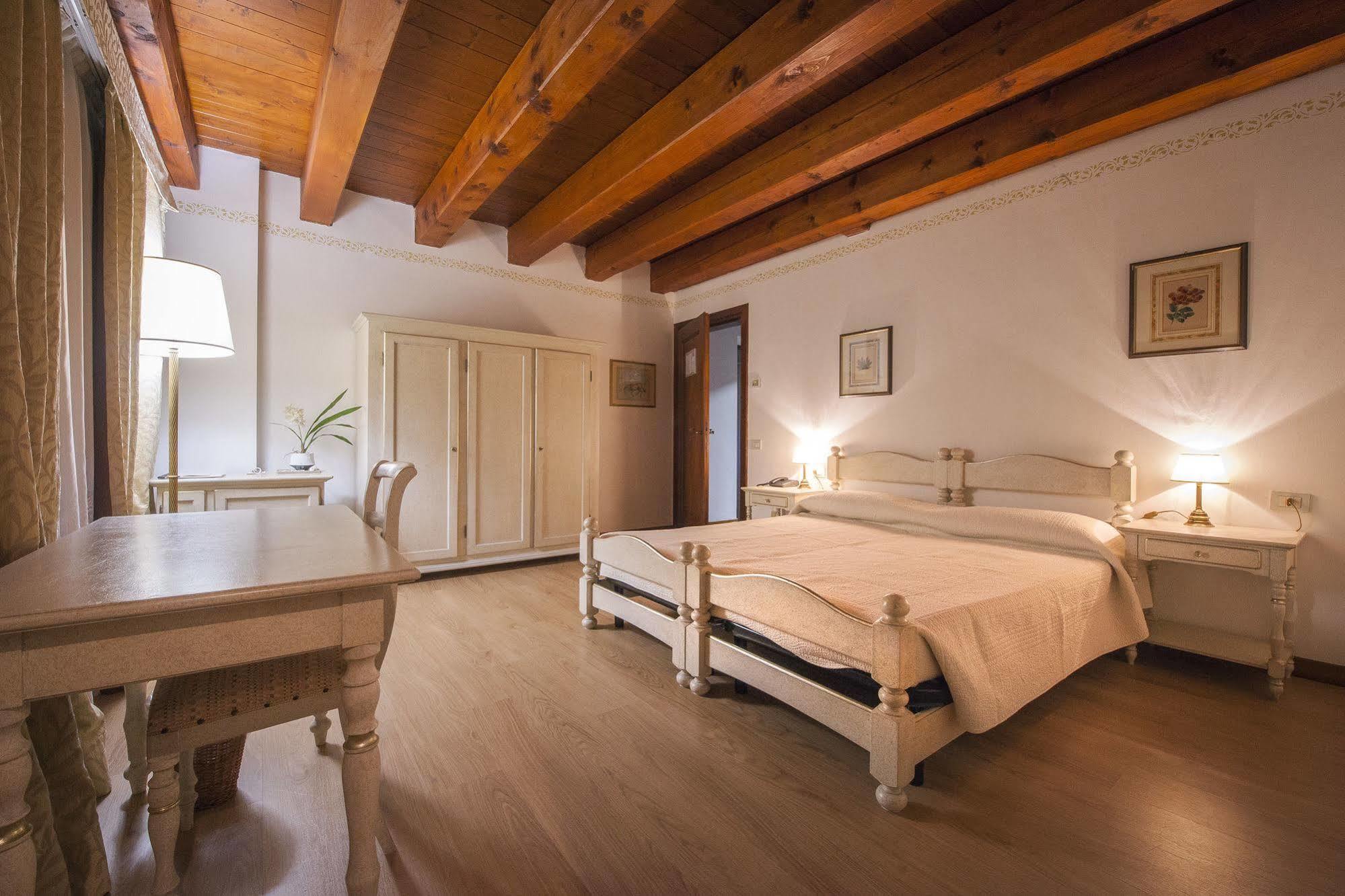 Hotel Villa Corner Della Regina Vedelago  Ngoại thất bức ảnh